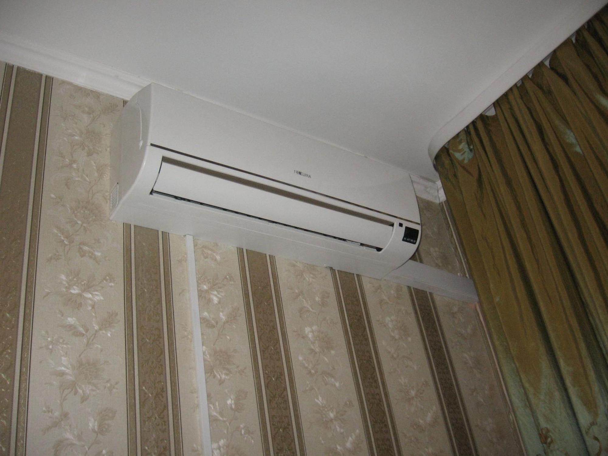 Diplomat Aparthotel Kiev Extérieur photo