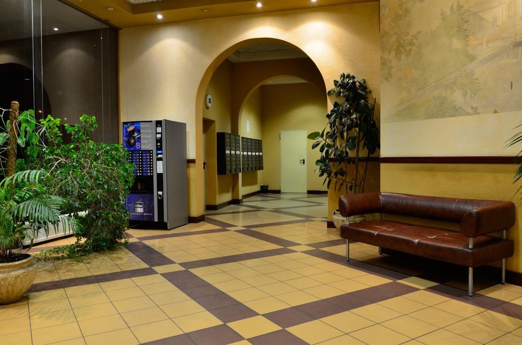 Diplomat Aparthotel Kiev Extérieur photo